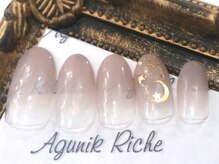 アグニークリッシェ(Agunik Riche)/【月と星ネイル】
