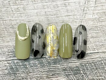 プルミエ ネイル(Premier Nail)/NEW!牛柄カーキミラー