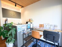 マイショウ ヘアラウンジ アイ 久喜店(My Show Hair Lounge -Eye-)/受付/待合