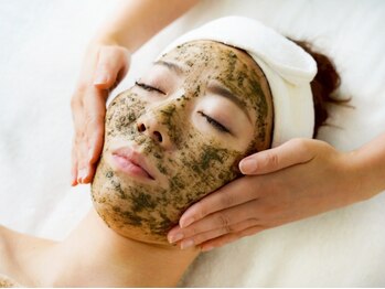 カイト(Kaito)の写真/毛穴撃退！待望の新MENU◇本気の肌質改善"ハーブピーリング"で見違えるほどの艶肌へ＊メンズ利用も大歓迎◎