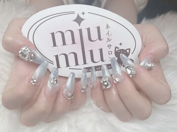 ミュウミュウ(miumiu)/春ネイル