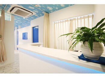 オールハンド専門店 ヒルズビューティー/◆地中海風の店内は人気です◆