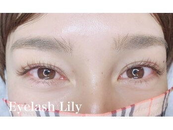 アイラッシュリリィ(Eyelash Lily)/ブラウンエクステ