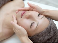 エクリ(ECRI)/老廃物を一掃して小顔をGET！