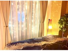 リラックスできる3部屋・4デスク・2ベッドをご用意しております