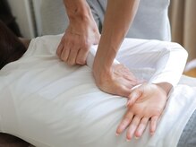 ユニバーサル(UNIVERSAL)/肩こりにも◎