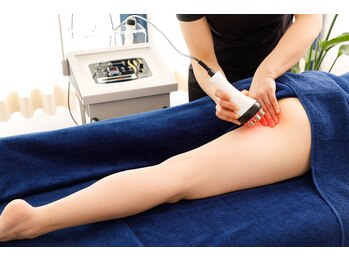 サロン ド メロウ/Wハイパー美脚70分9980