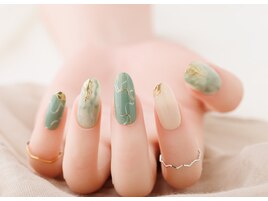 梅雨のニュアンスネイル