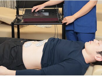 烏丸御池整体院【首肩こり/腰痛/骨盤矯正/姿勢改善】/寝たまま筋トレ「EMS」