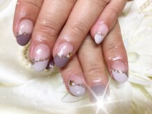 ウィズ フェリーク/斜めフレンチグレーネイル