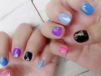 ネイルスタジオ ベレッツァ(BELLEZZA)/カラフルネイル