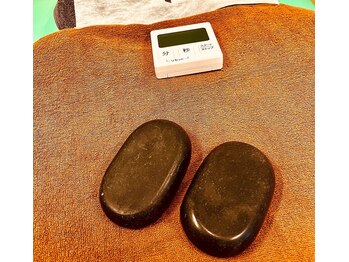 フィールライフ(feel life)/遠赤外線ホットストーンサービス