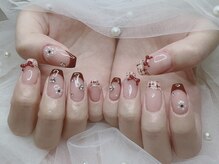 ３Dパーツも◎派手デザインからシンプルまで自由自在♪