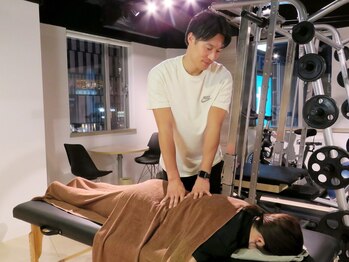 ドレンチワークス(drenchworks)の写真/［期間限定★ピラティスorジム体験￥2200］プロフェッショナル集団がマンツーマンでお悩みを解決!手ぶらOK!