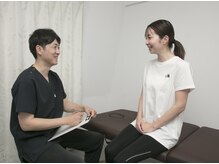 整体院SHARING 星ヶ丘の雰囲気(対話を大事にします。お身体のお悩みをお聞かせてください。)