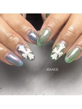 アヴァンセ(AVANCE)/クロスモールドnail.