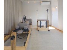 アールプラス 岡崎店(R+)の雰囲気（2階のマシンピラティスルームです。）
