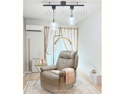 マインアイラッシュ(mine eyelash)の写真