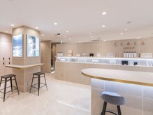 メンズクララジャパン 広島店(MEN'S CLALA JAPAN)の雰囲気(外の音も聞こえない、タイル調の非日常空間♪)