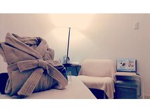 心と体の休息サロン白/●ゆとりのあるお仕度スペース