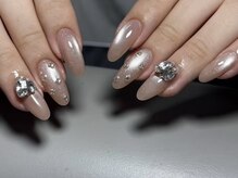 ヴィーナスネイル(Venus Nail)/4本持ち込みデザイン　つけ放題