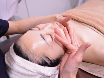 エクラ(Eclat)/ハリつやのある美肌へ☆