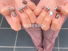 アニマル柄ネイル