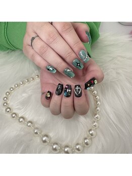 ラミル(Ramil)/ジェル持ち込みネイル