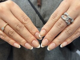 フレンチネイル