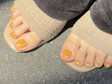グロスネイル(gloss nail)の雰囲気（巻爪にも優しいシェラックネイル！トレンドにミラーネイルもOK）