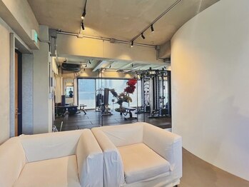 ザ デイ パーソナルジム 表参道(THE DAY PERSONAL GYM)/ジムフロア