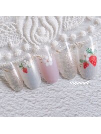 春新作手描きいちごネイル