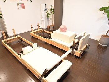ルリエ バイ ラクネ(Relier by Rakune)の写真/【姿勢改善×美ボディ】専用器具を使った本格トレーニングで健康的な体へ導く！大人女性に大人気のサロン◎