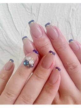 ケーズネイル製作所の写真/豊富なカラー×美フォルム仕上げで自信の持てる指先へ♪プライベート空間と高クオリティな施術で満足度◎