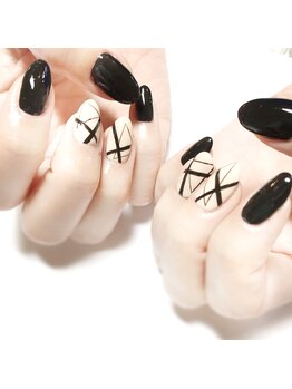 バーロ ビューティールーム(Balo Beauty Room)/black