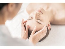 スキルのある有資格者による施術で快適に脱毛♪