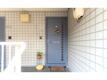 エステサロン リール/玄関入口です