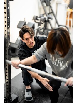 ナンバー ワン(Number One)/品川トレーナーのセッション風景