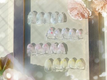 チャロム(Charom)/《期間限定》春のキラキラネイル