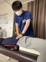 すみれ接骨院/骨盤の歪みを整え中！