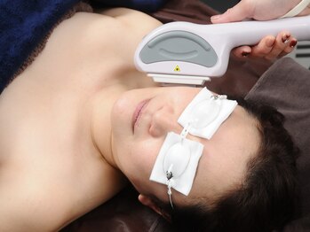 ビューティーサロン アムール(Beauty Salon Amour)/お顔脱毛