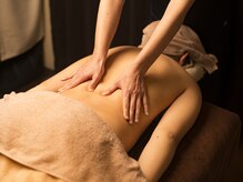 背中のリンパドレナージュ