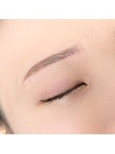 ビューステージ アイブロウサロン 天神/平行眉