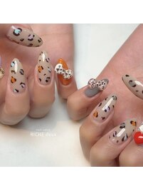 カラフルレオパードネイル