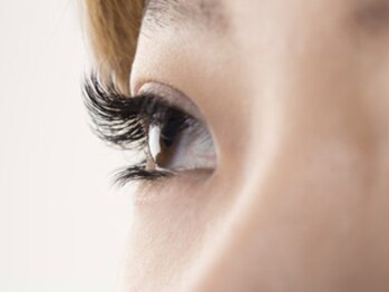 グロー(glow)/自まつ毛にお悩みの方必見！