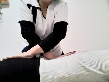 ナチュラル整体 アンジュ(Ange)/流れの途中の手技での腰の矯正