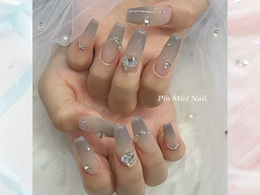 【オーダー】ネイルチップ　ネイビー　ゴールド　リボン　ハート オーダー】ネイルチップ ネイビー ゴールド リボン ハート