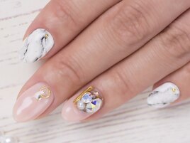 大理石×大粒ストーン／10800円