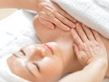 プルネ(Purune)/デコルテ＆背面