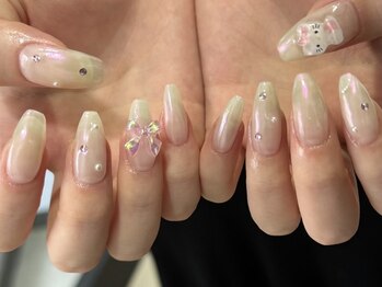 リン 恵比寿(RiN.)/オーロラリボンネイル akane